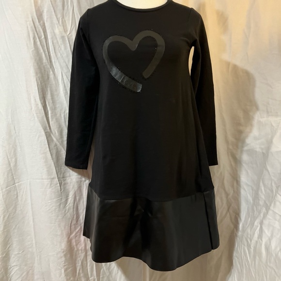 i DO cute black dress with leather hem - Picture 2 of 8